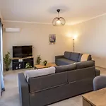 Apartment Raise Break *