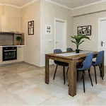 Raise Break Apartment *