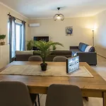 Apartment Raise Break *