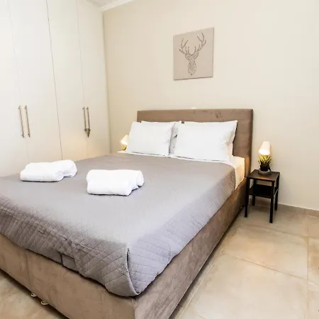 Raise Break * Nafplio