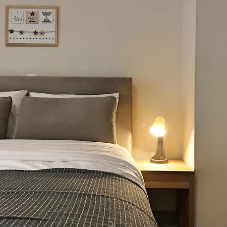 Raise Break Apartment